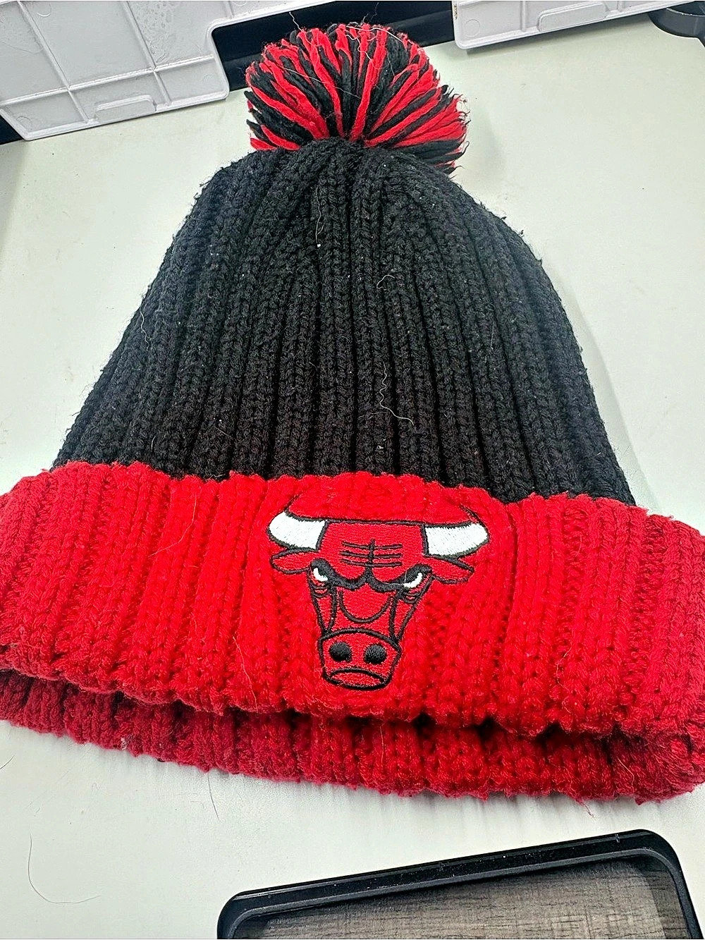 Adidas Chicago Bulls NBA Cuffed Knit Pom Beanie Black & Red